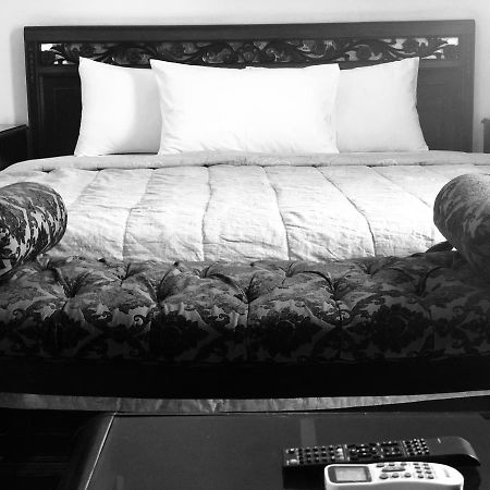 City View Hotel & Restaurant Лахор Экстерьер фото